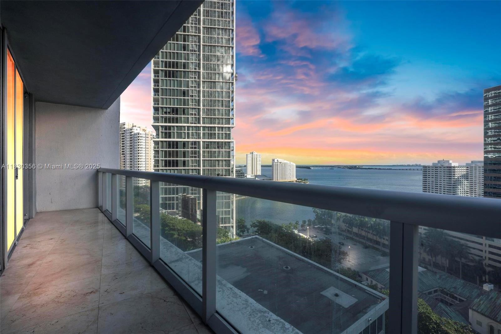 485 Brickell Ave # 1909