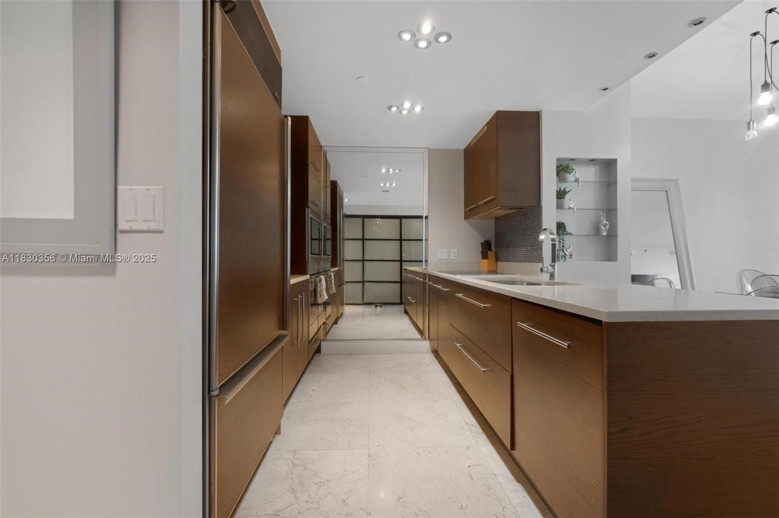 485 Brickell Ave # 1909