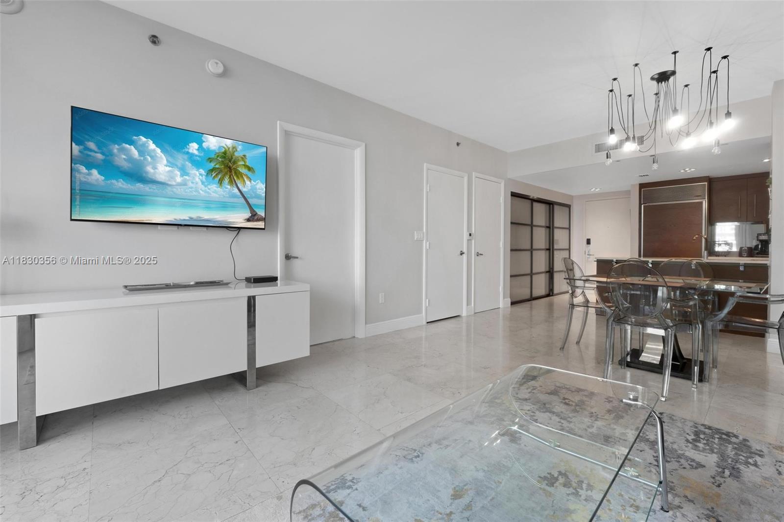 485 Brickell Ave # 1909
