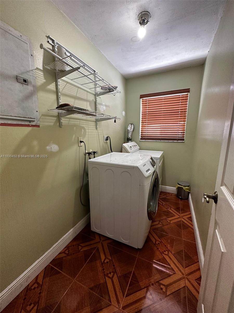 2340 NW 1st St # 2340