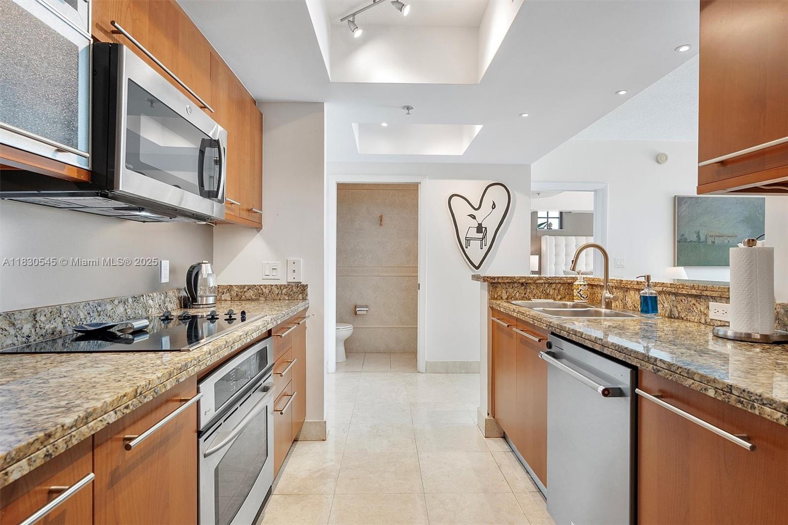 110 Washington Ave # 1608