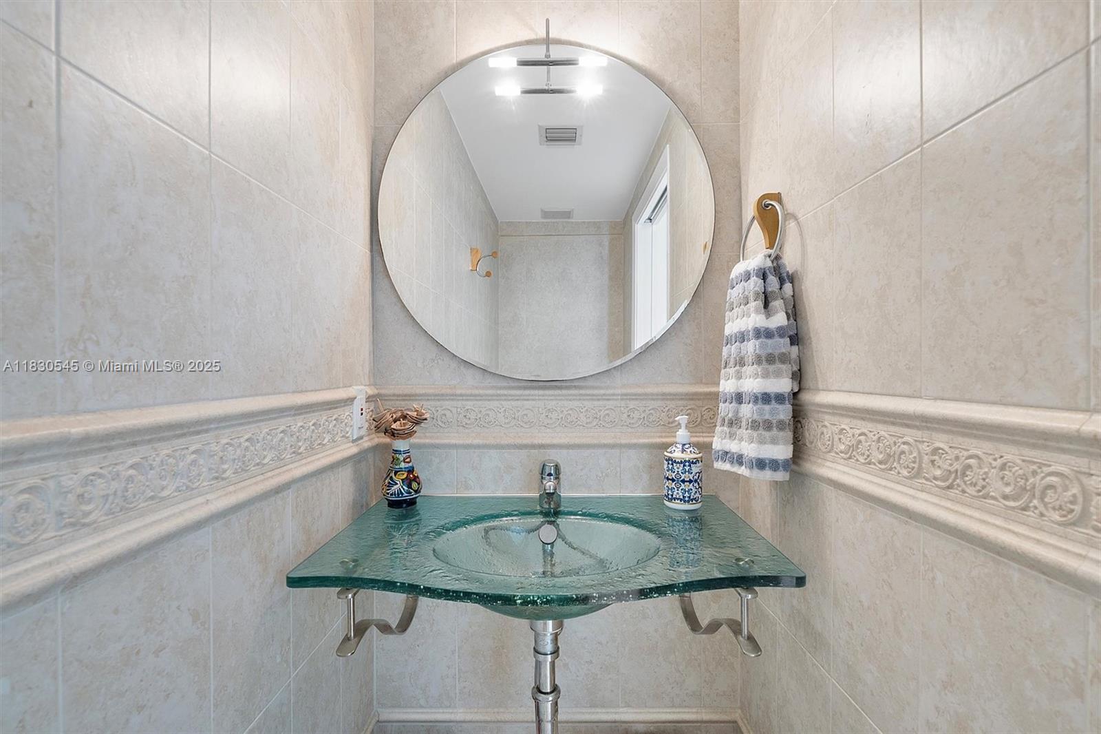 110 Washington Ave # 1608