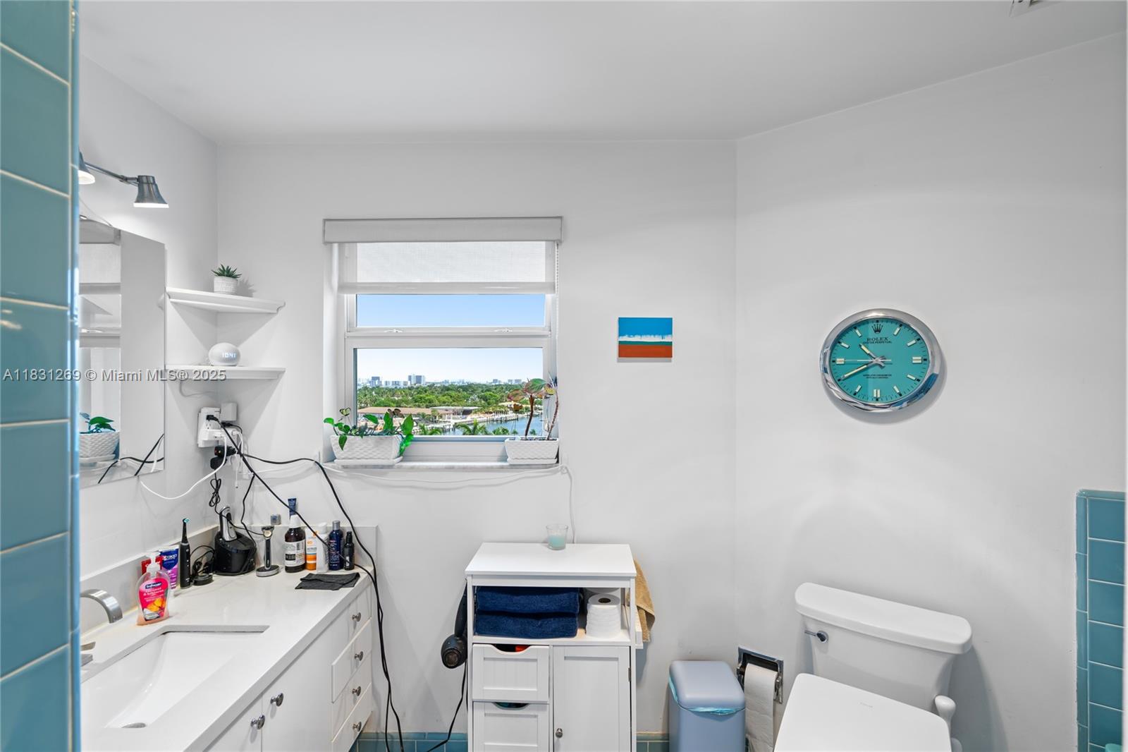 4925 Collins Ave # 8F