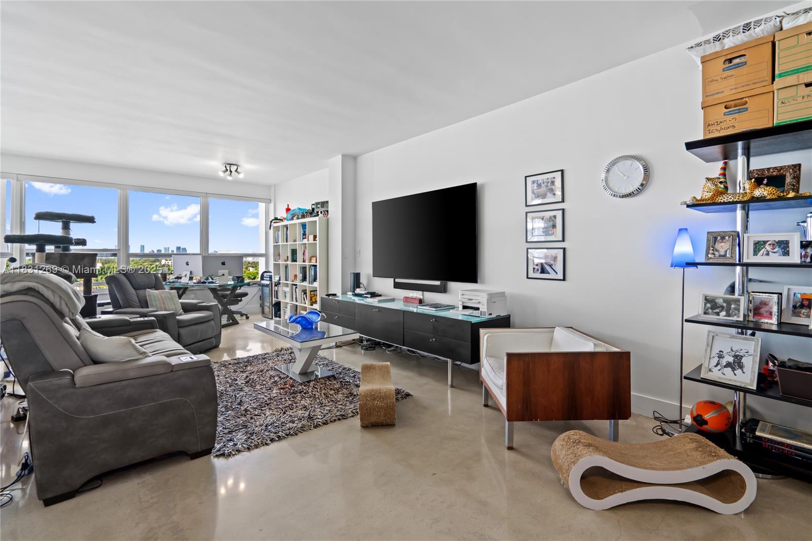 4925 Collins Ave # 8F