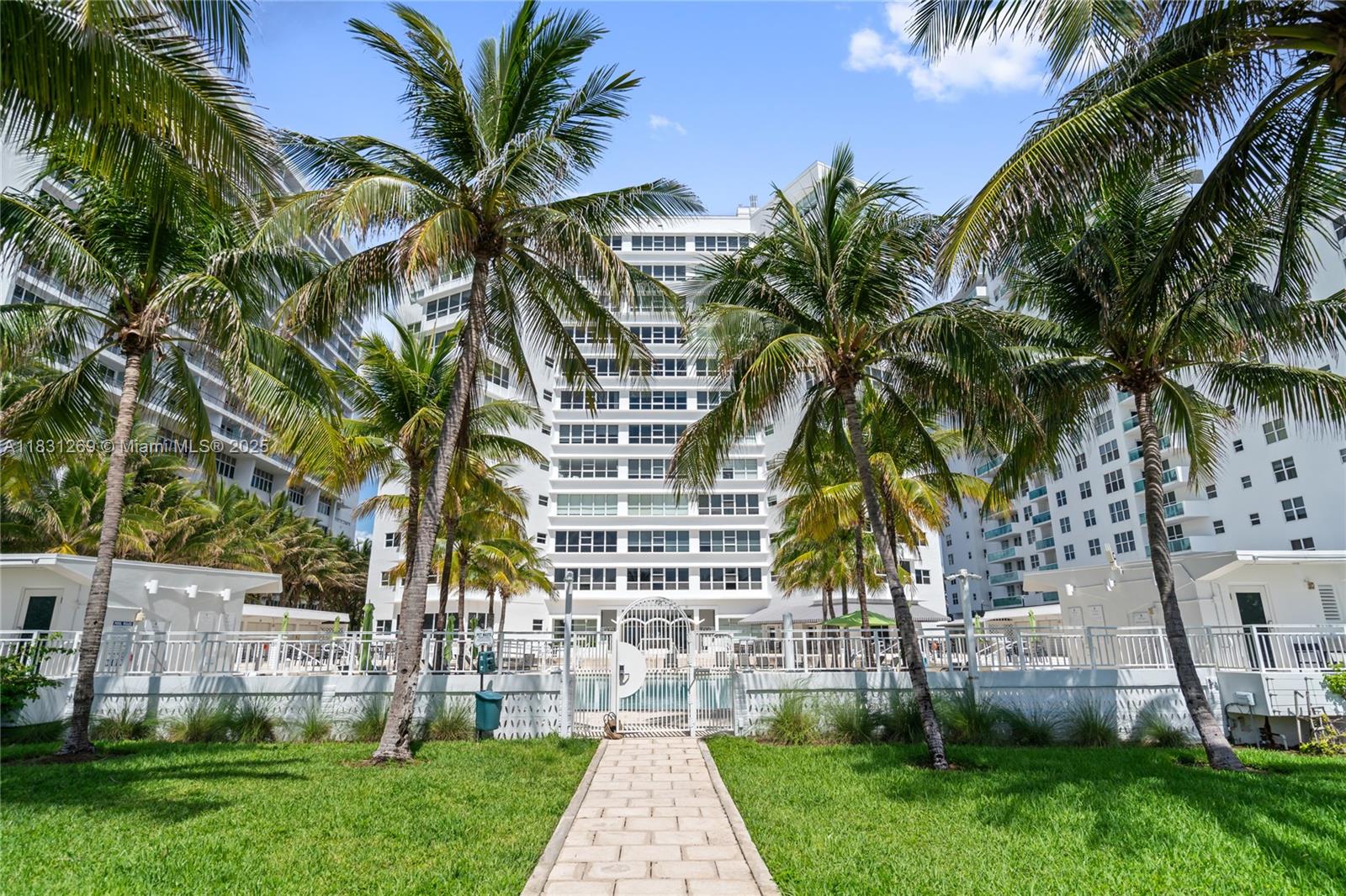 4925 Collins Ave # 8F