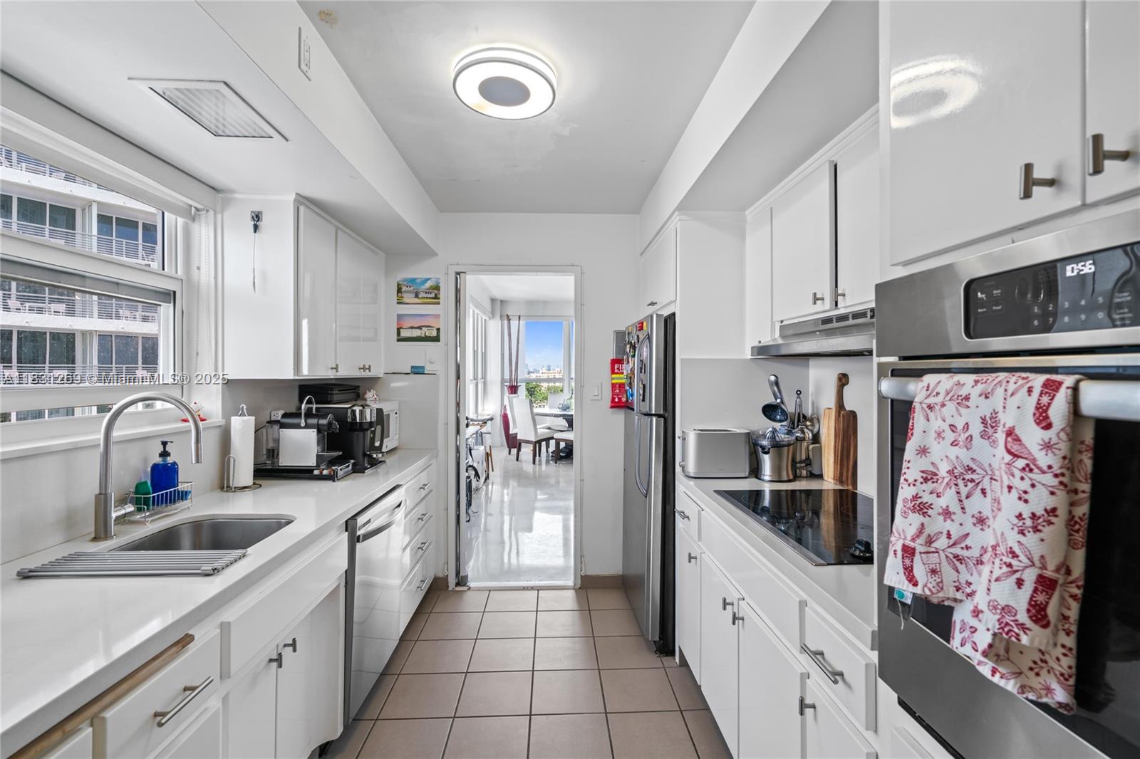 4925 Collins Ave # 8F