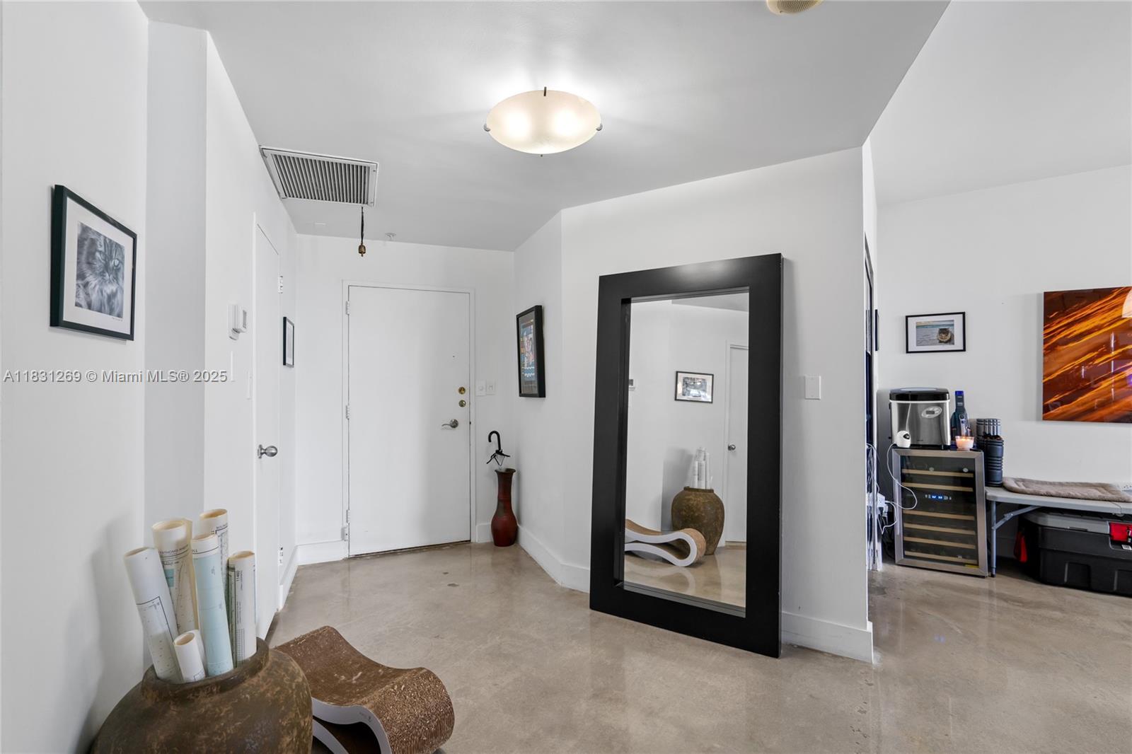 4925 Collins Ave # 8F