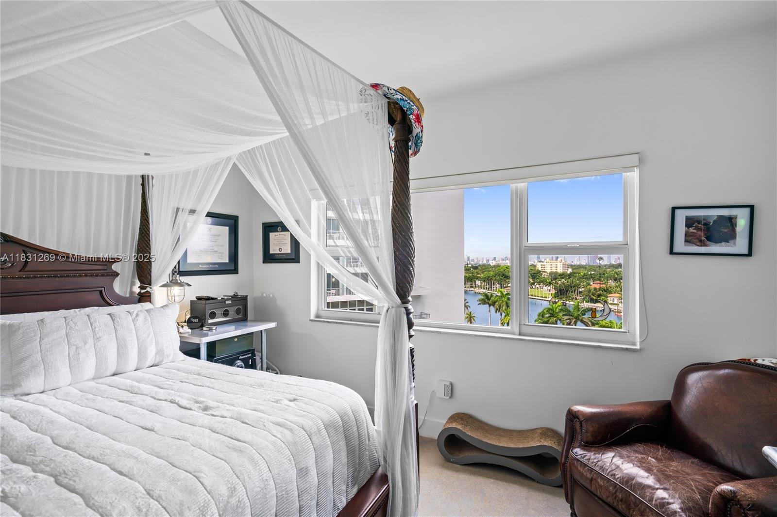4925 Collins Ave # 8F
