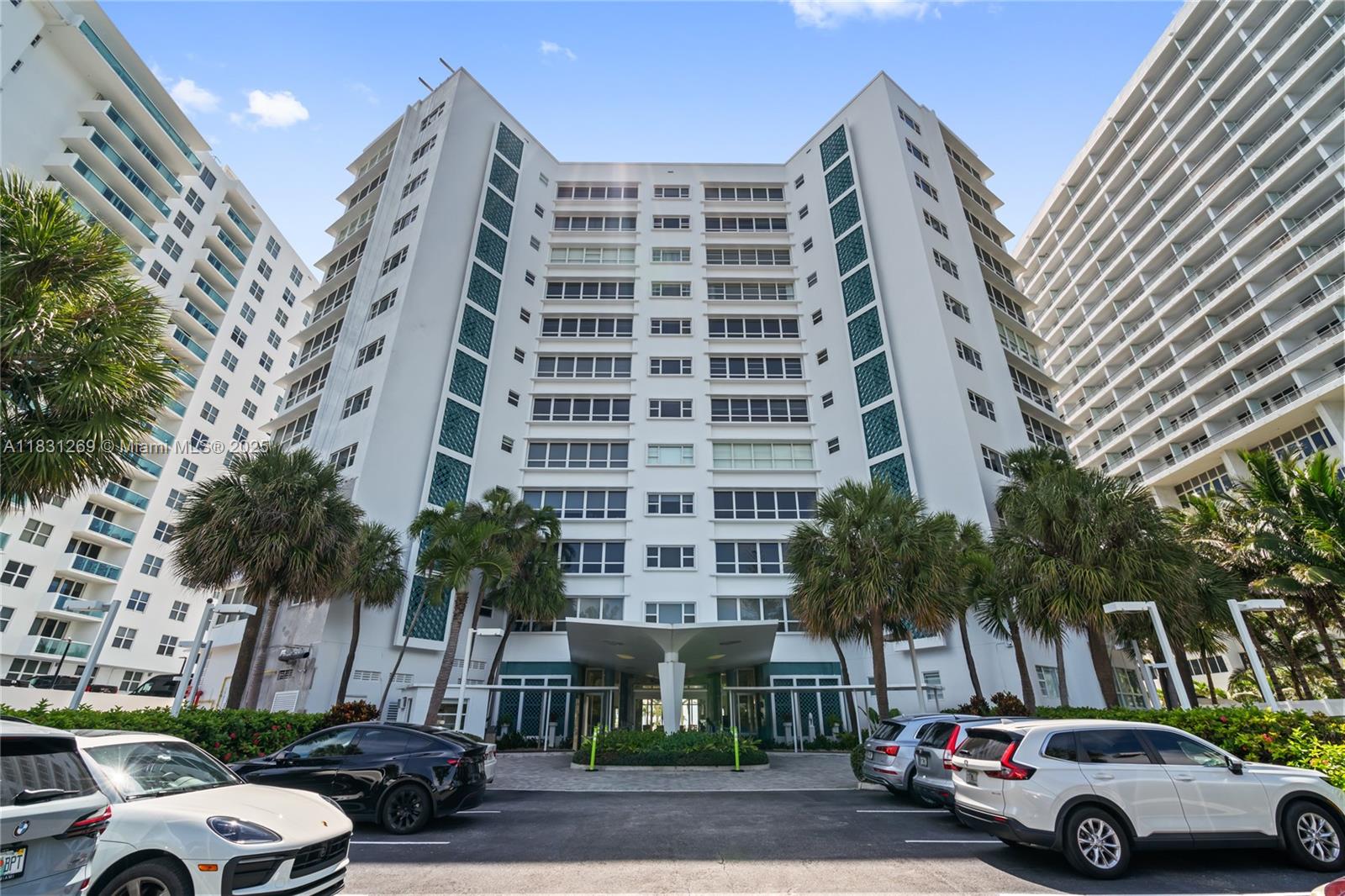 4925 Collins Ave # 8F
