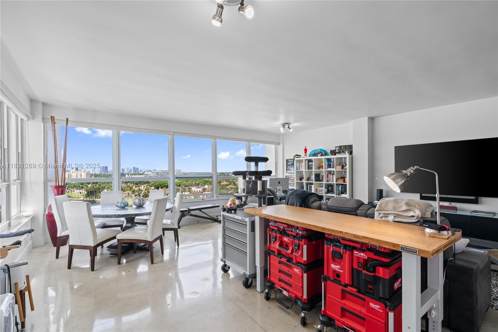 4925 Collins Ave # 8F