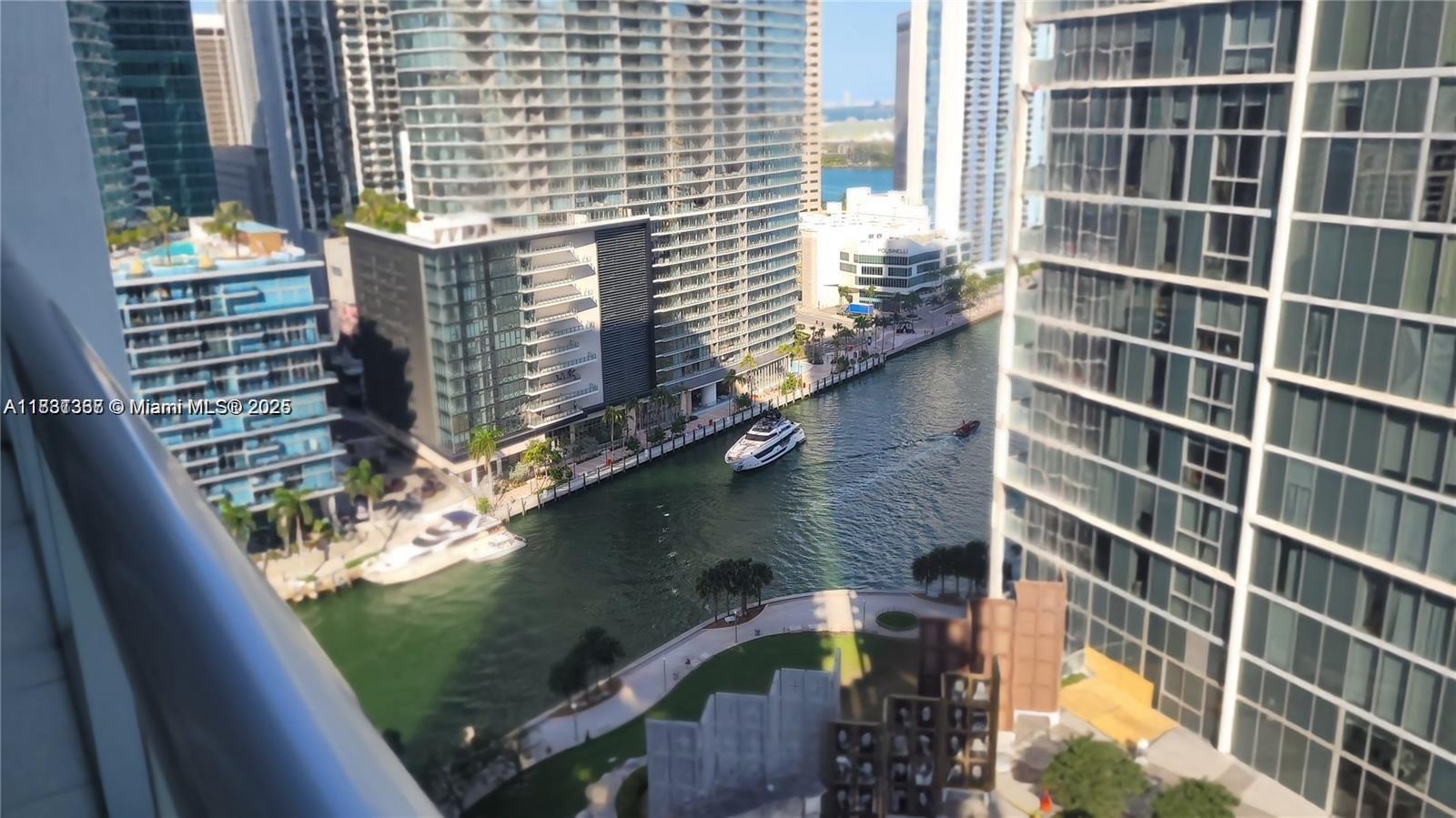 485 Brickell Ave # 2311