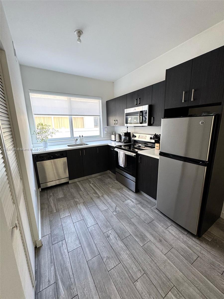 315 S Shore Dr # 2