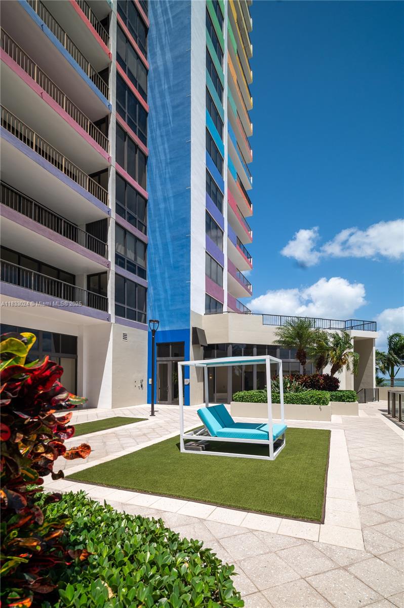 1581 Brickell Ave # 508