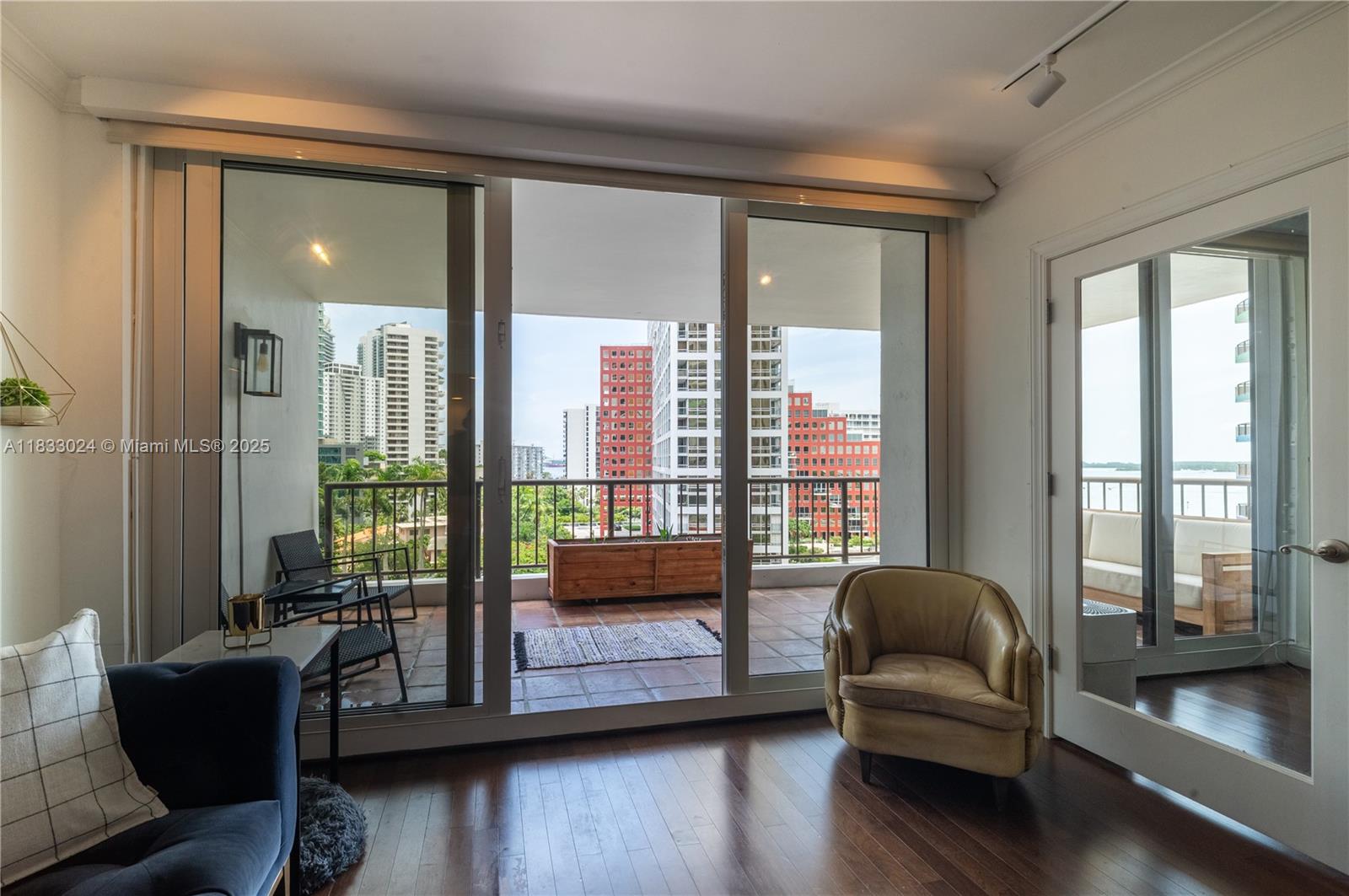 1581 Brickell Ave # 508