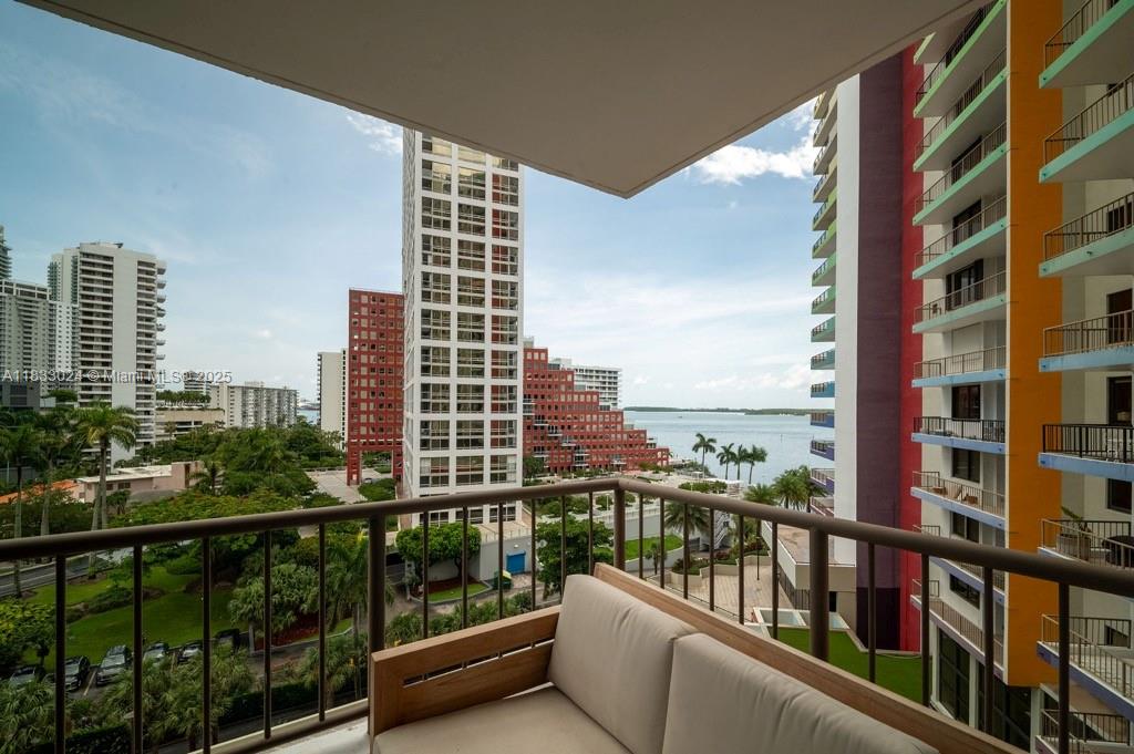 1581 Brickell Ave # 508