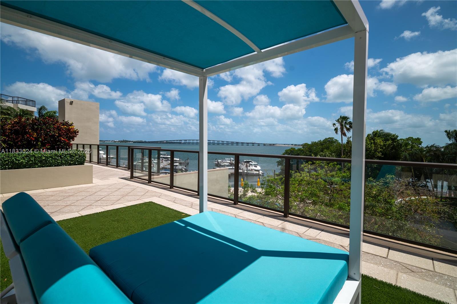 1581 Brickell Ave # 508