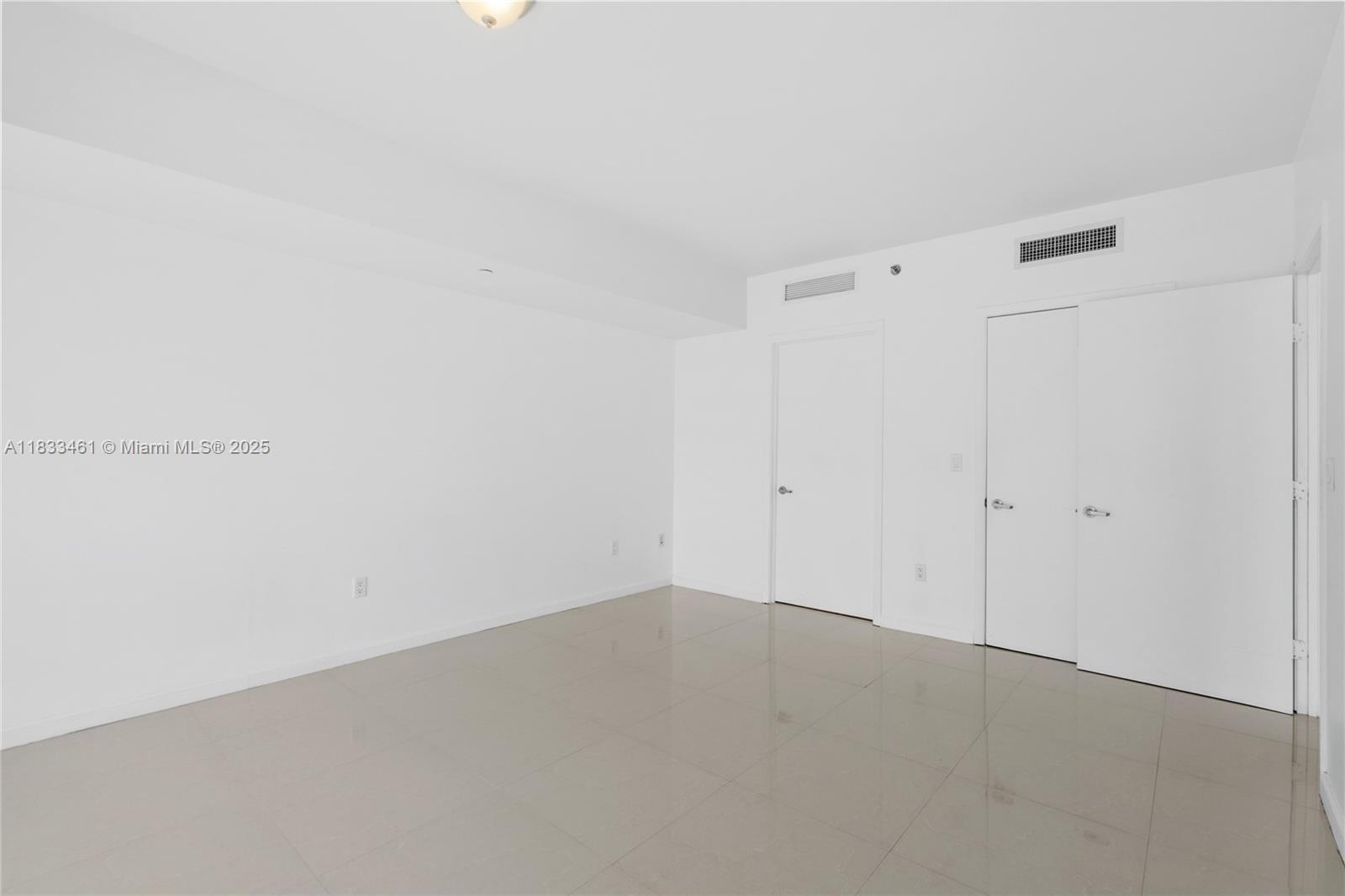 495 Brickell Ave # 2607
