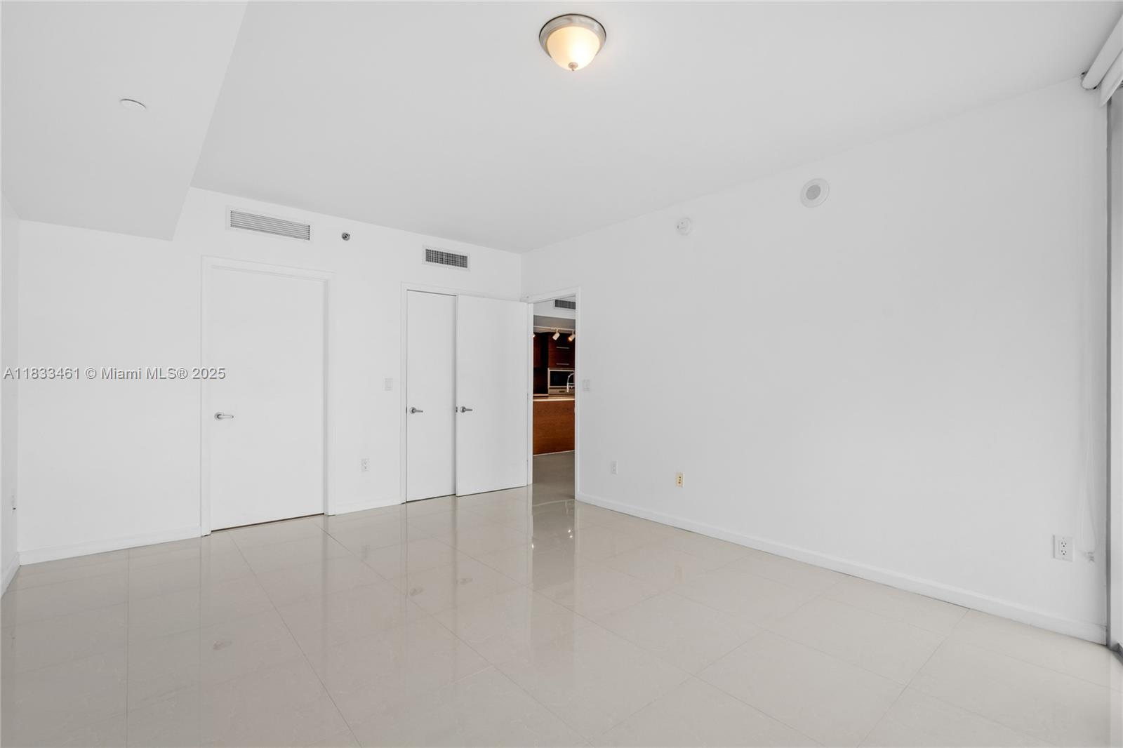 495 Brickell Ave # 2607