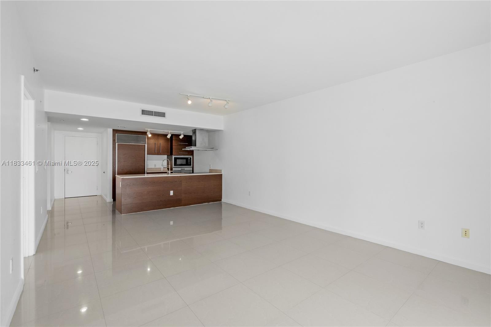 495 Brickell Ave # 2607