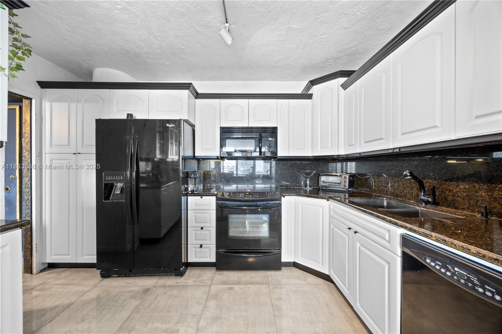 900 Bay Dr # 624