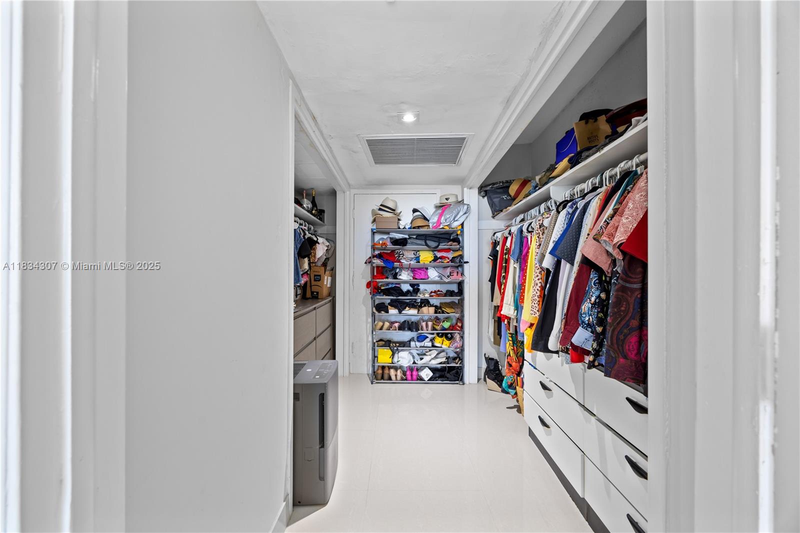 900 Bay Dr # 620 Unit: 622 & 620
