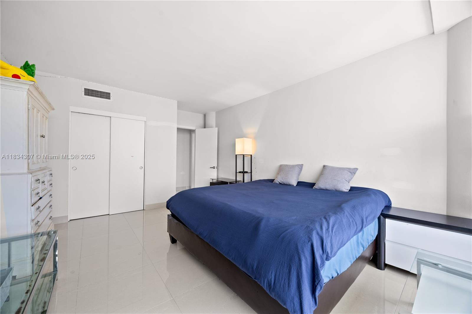 900 Bay Dr # 620 Unit: 622 & 620