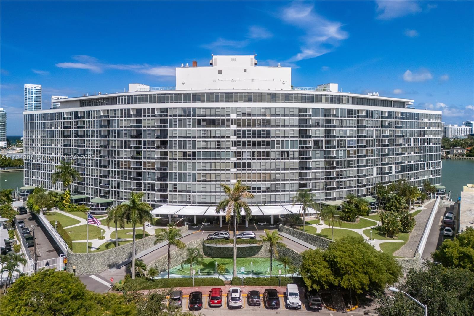 900 Bay Dr # 620 Unit: 622 & 620