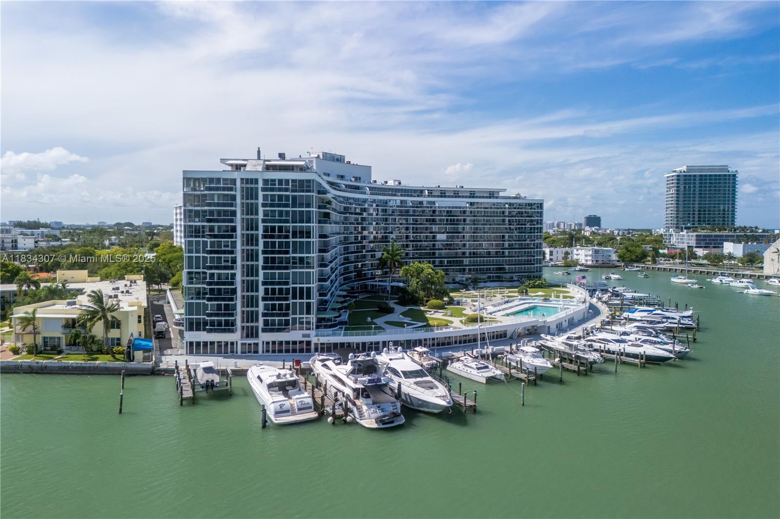900 Bay Dr # 620 Unit: 622 & 620