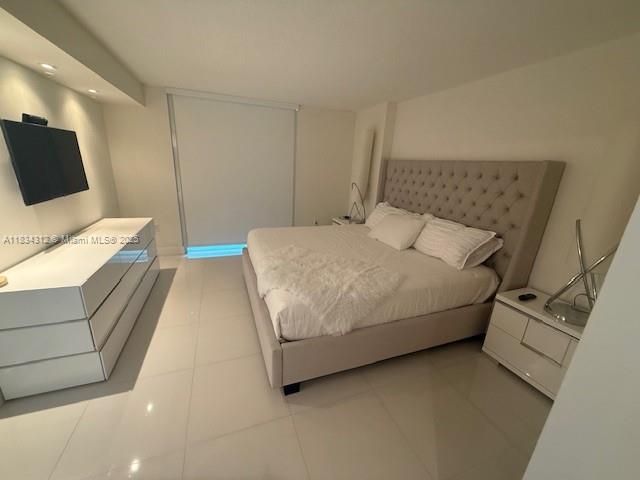 2101 Brickell Ave # 709