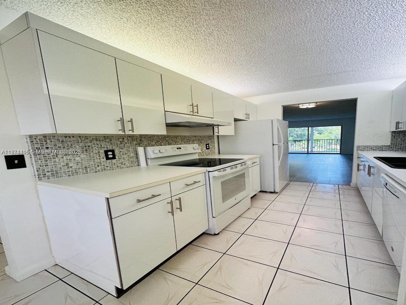 1351 SW 125th Ave # 306S