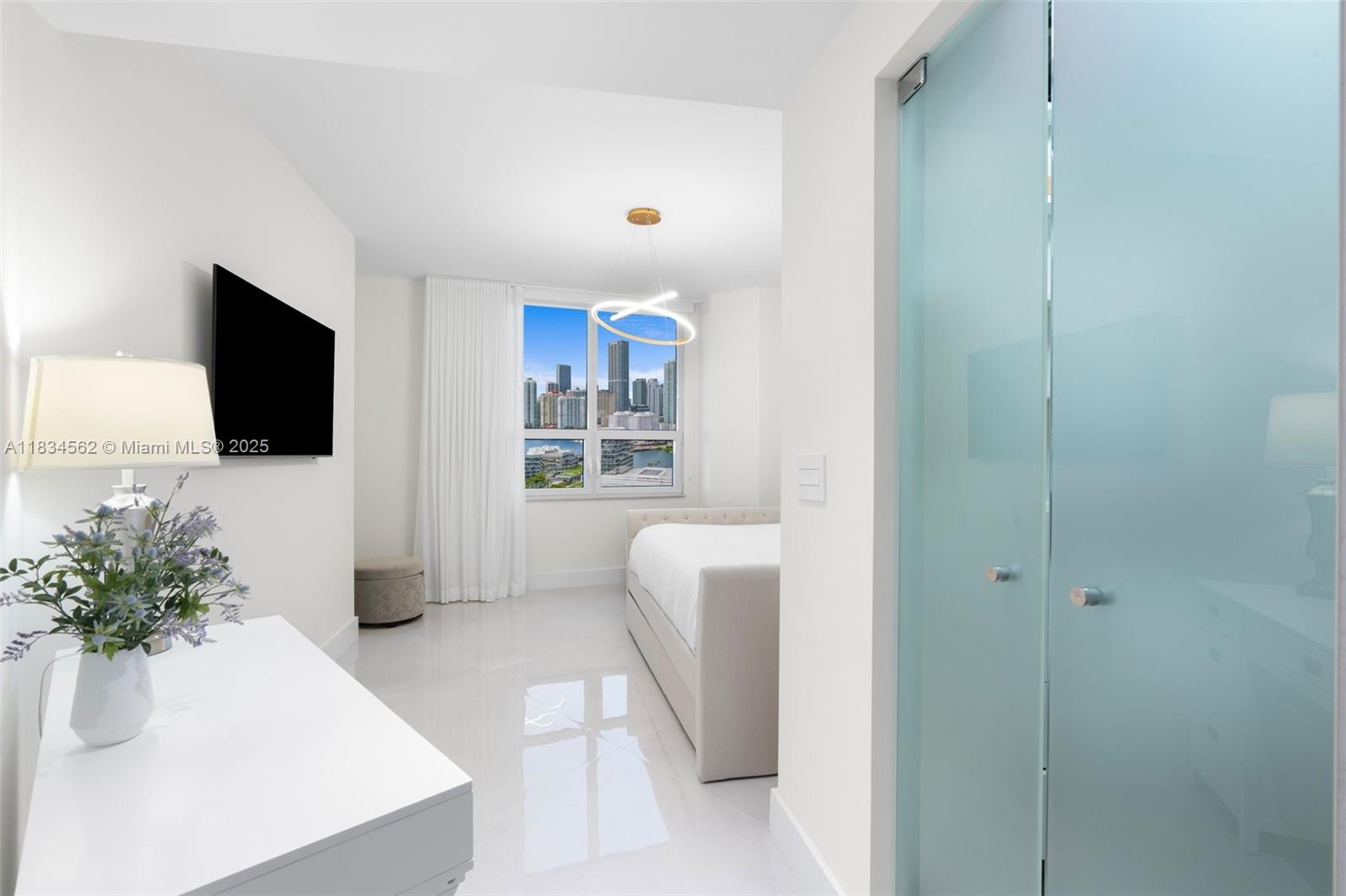 848 Brickell Key Dr # 2705