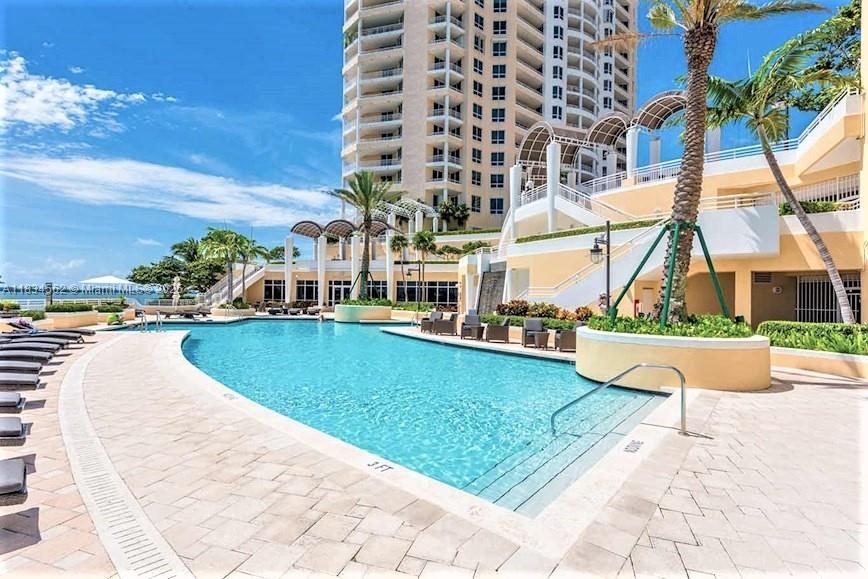 848 Brickell Key Dr # 2705