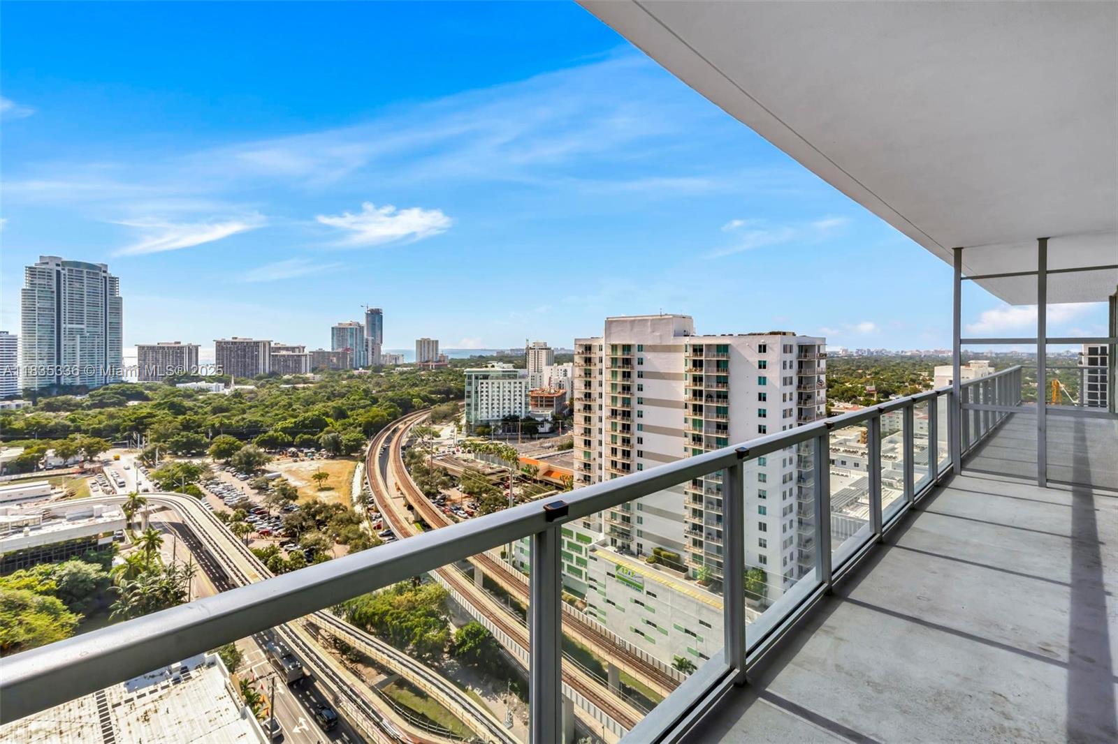 79 SW 12th St Unit: 2302-S