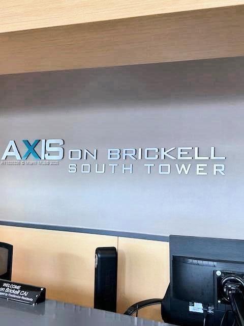 79 SW 12th St Unit: 2302-S