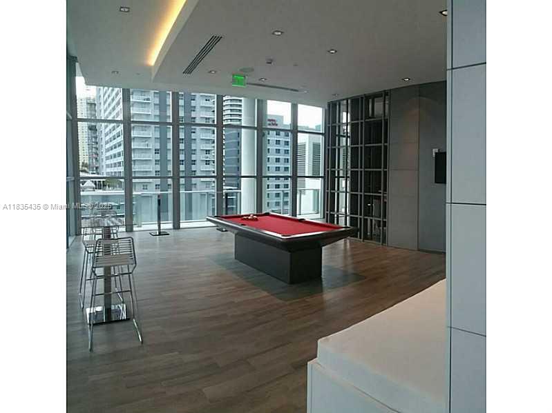 1100 S MIAMI AV Unit: 3203