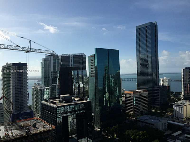 1100 S MIAMI AV Unit: 3203