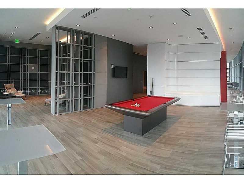 1100 S MIAMI AV Unit: 3203