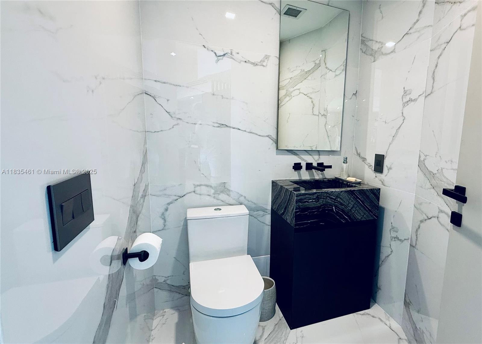 1000 S Pointe Dr # 1706