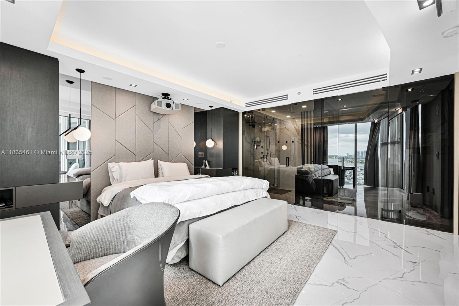 1000 S Pointe Dr # 1706