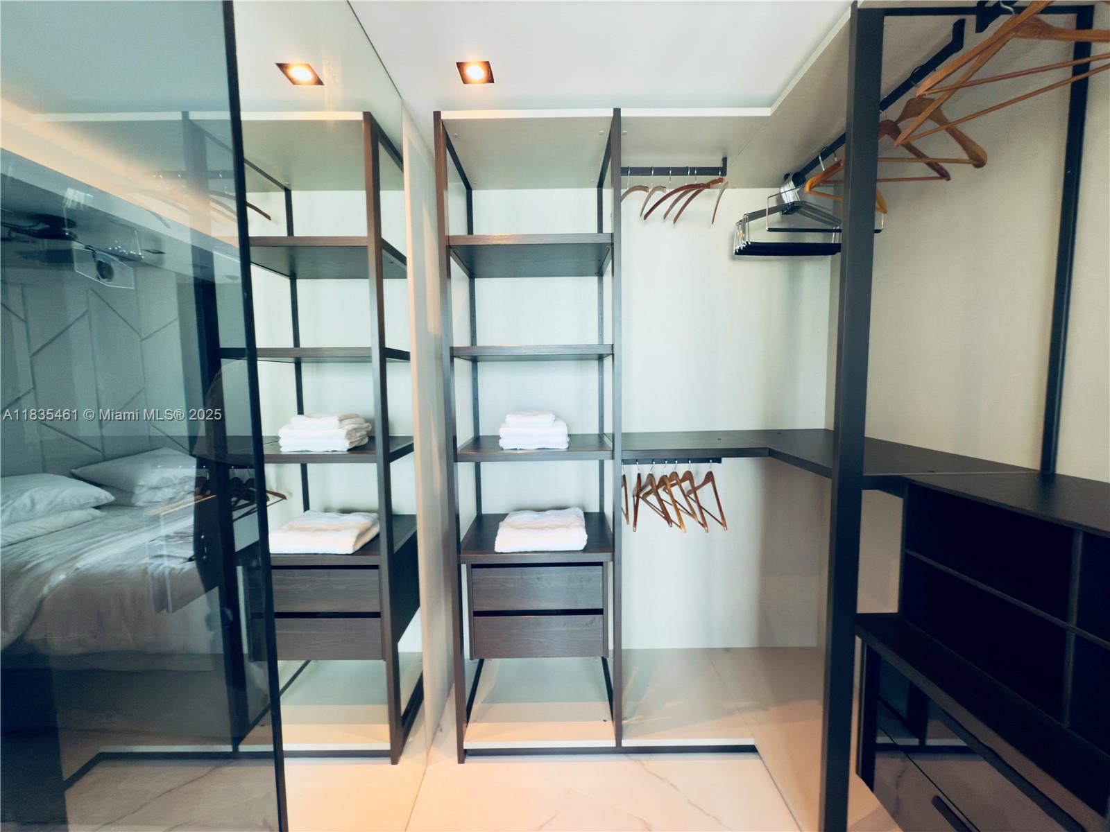 1000 S Pointe Dr # 1706