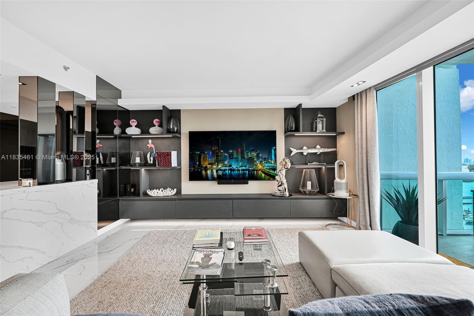 1000 S Pointe Dr # 1706