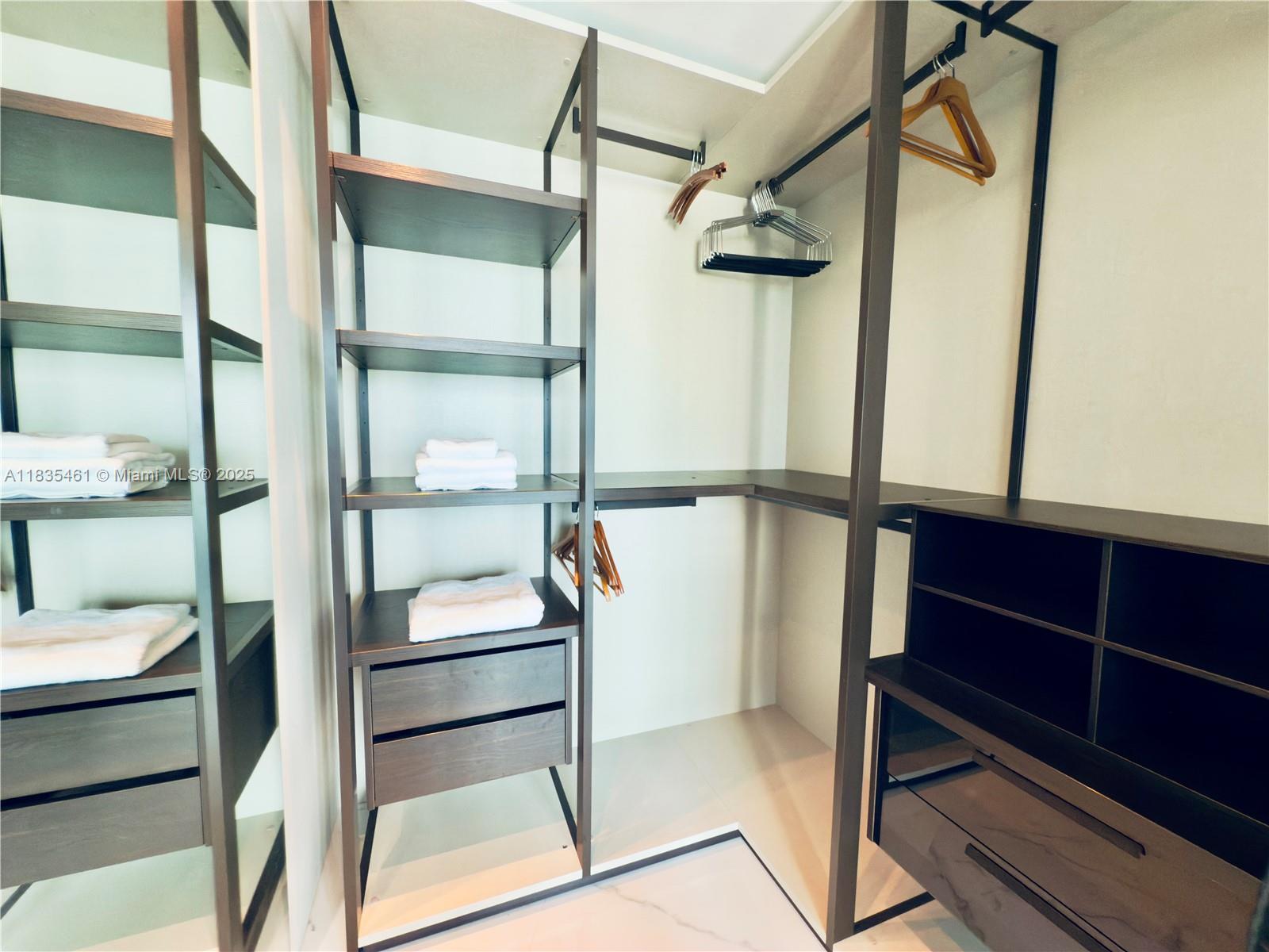 1000 S Pointe Dr # 1706