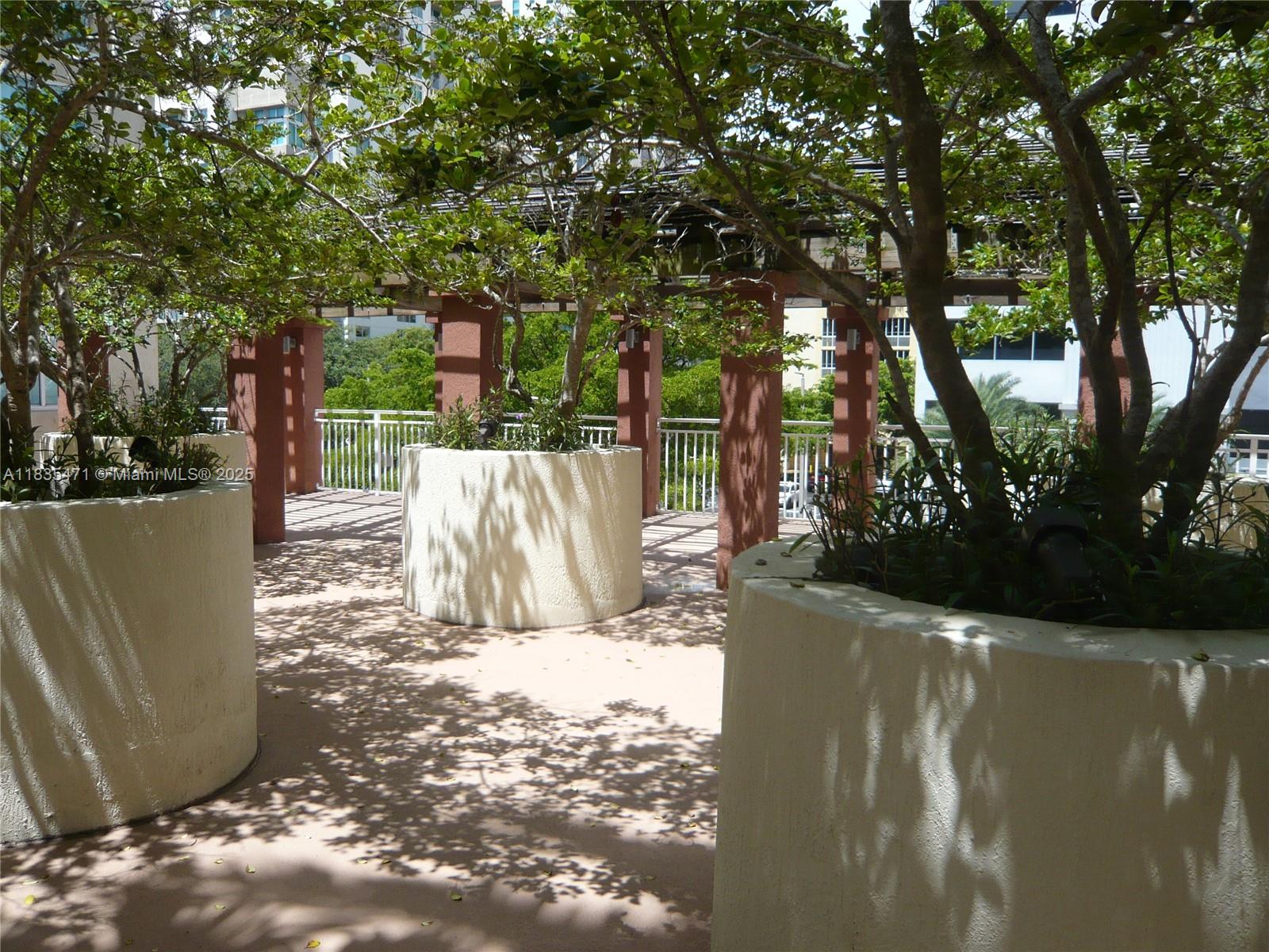 7280 SW 89th St # D205