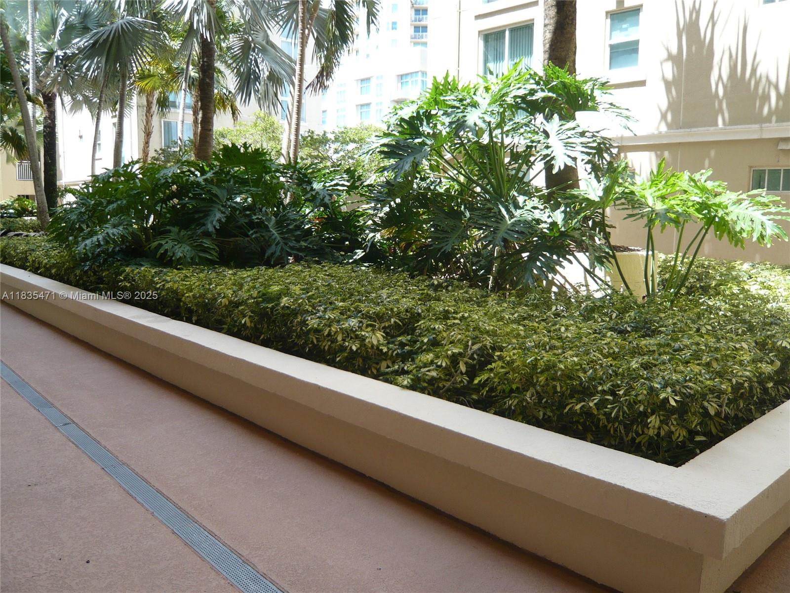 7280 SW 89th St # D205