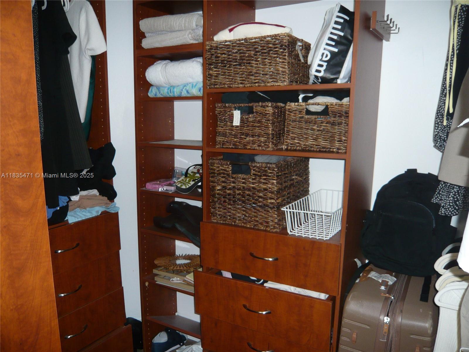 7280 SW 89th St # D205