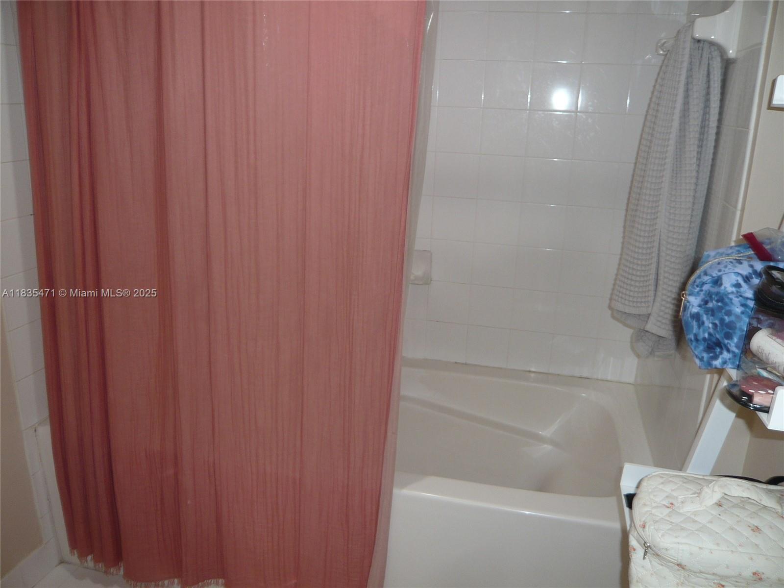 7280 SW 89th St # D205