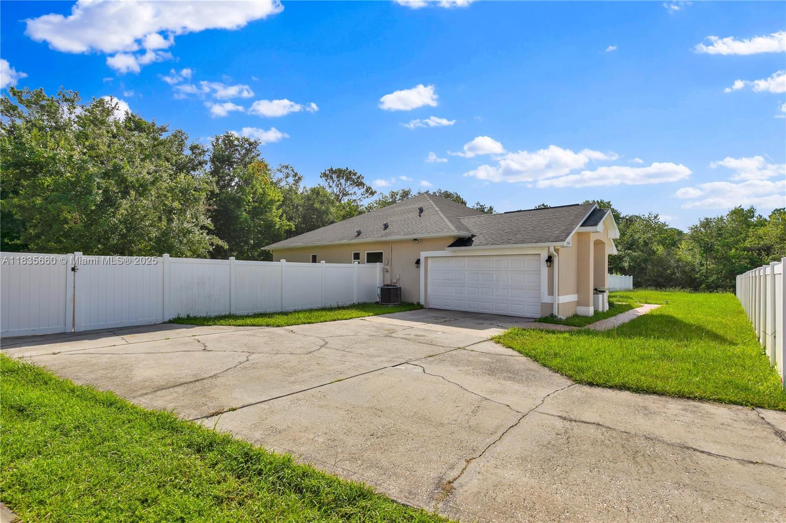 334 colony st