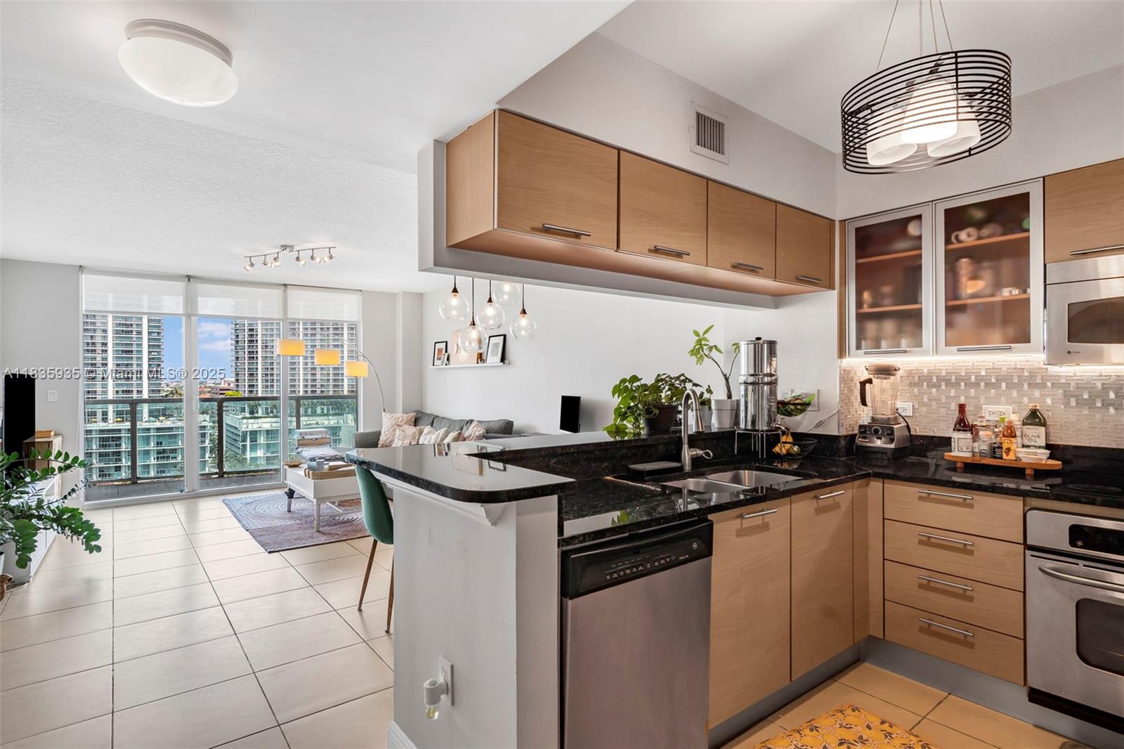 31 SE 5th St # 1705