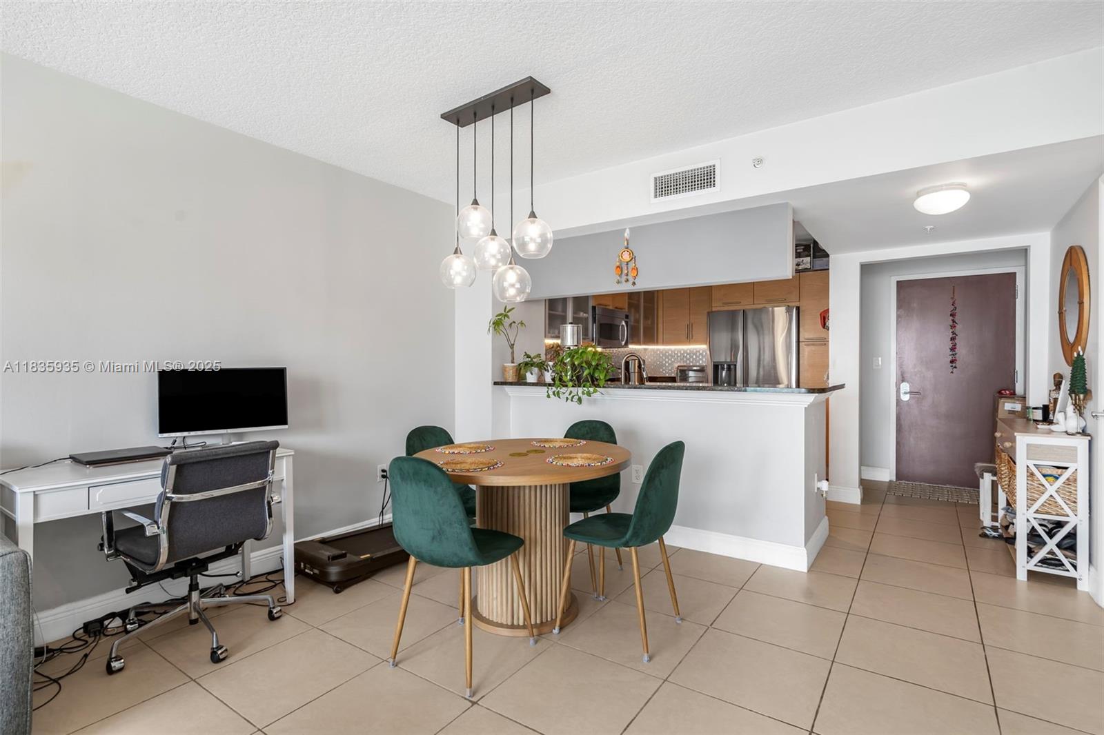 31 SE 5th St # 1705