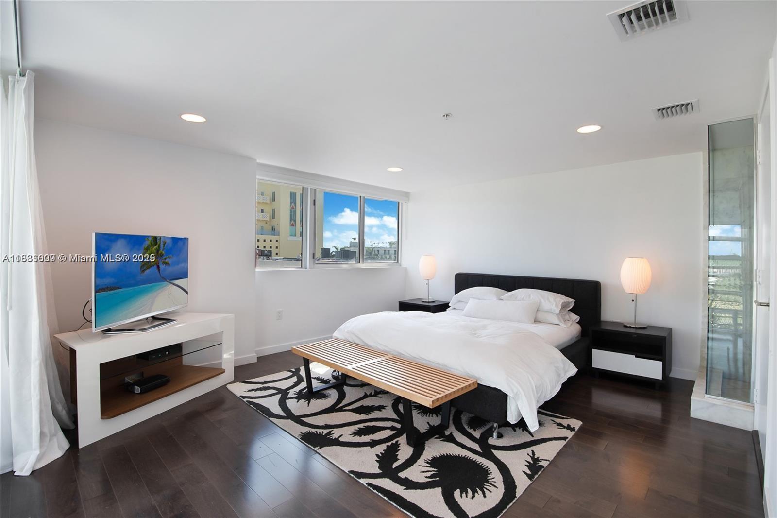 421 Meridian Ave # 15